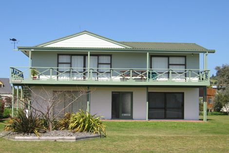 Photo of property in 150 Captain Cook Road, Cooks Beach, Whitianga, 3591
