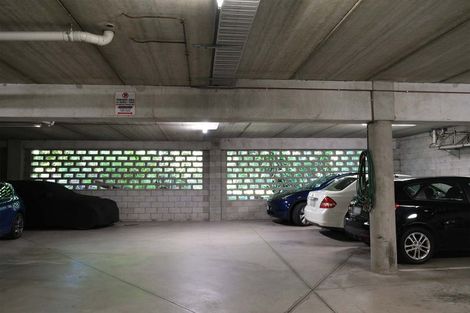 Photo of property in Henry Walton Flats, 8/2 Upper Queen Street, Auckland Central, Auckland, 1010