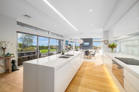 Photo of property in 2 Aglaia Place, Cracroft, Christchurch, 8022