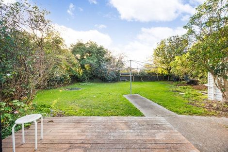 Photo of property in 19 Frederick Street, Terrace End, Palmerston North, 4410