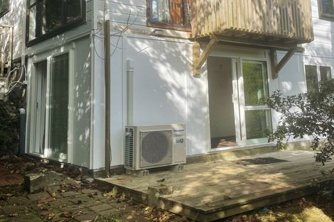 Photo of property in 43 Warwick Street, Wilton, Wellington, 6012