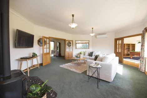 Photo of property in 413 Milson Line, Milson, Palmerston North, 4478