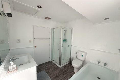 Photo of property in 10 Lone Tree Grove, Kelson, Lower Hutt, 5010