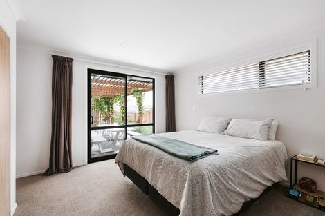 Photo of property in 18 Moira Close, Welcome Bay, Tauranga, 3175