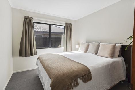 Photo of property in 66 Shillingford Boulevard, Rolleston, 7615
