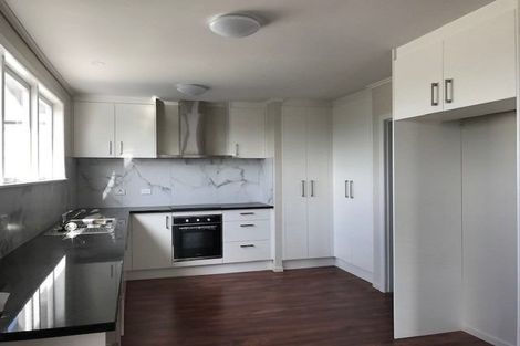 Photo of property in 305 Te Atatu Road, Te Atatu South, Auckland, 0610