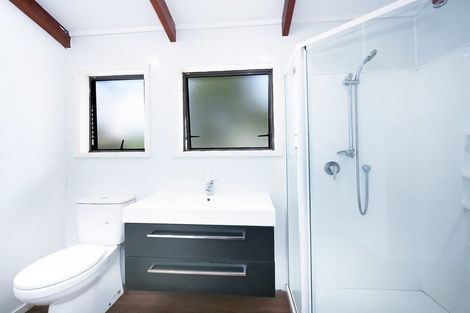 Photo of property in 86 School Road, Paihia, 0200