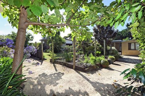 Photo of property in 20 Grange Road South, Haumoana, 4102