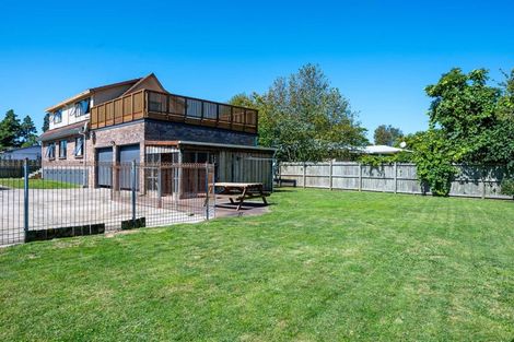 Photo of property in 50c Robinson Avenue, Holdens Bay, Rotorua, 3010