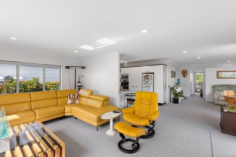 Photo of property in 822b Papamoa Beach Road, Papamoa Beach, Papamoa, 3118