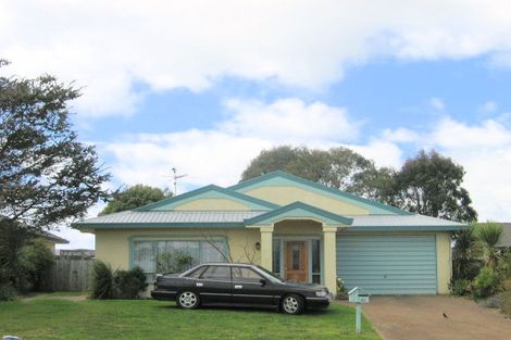 Photo of property in 61 Blake Boulevard, Papamoa Beach, Papamoa, 3118