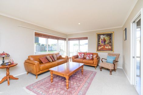 Photo of property in 44 Phillips Street, Sanson, 4817