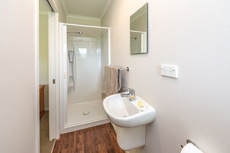 Photo of property in 65 Durie Vale Road, Durie Hill, Whanganui, 4500