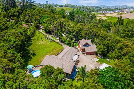 Photo of property in 17 Yelash Road, Massey, Auckland, 0614