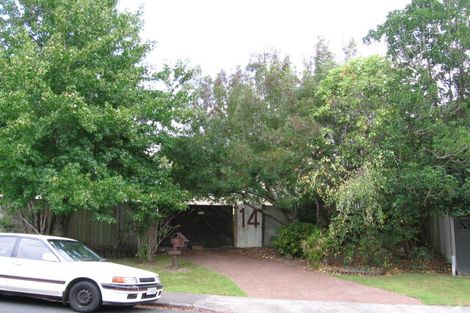 Photo of property in 14 Longreach Drive, Sunnyvale, Auckland, 0612
