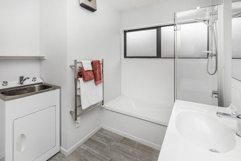 Photo of property in 37a Garvins Road, Hornby, Christchurch, 8042