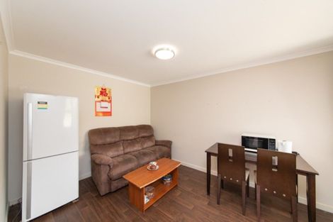 Photo of property in 7 Ruapehu Drive, Fitzherbert, Palmerston North, 4410
