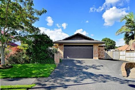 Photo of property in 32 Maybole Drive, Flat Bush, Auckland, 2016