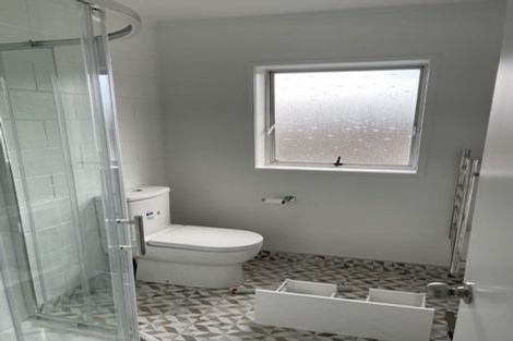 Photo of property in 1/5 Glen Road, Browns Bay, Auckland, 0630