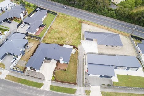 Photo of property in 27 Coutts Way, Fitzherbert, Palmerston North, 4410