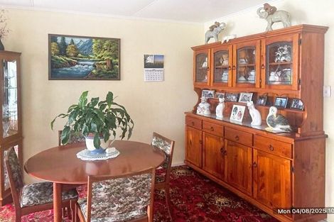 Photo of property in 17 Kimbolton Road, Feilding, 4702