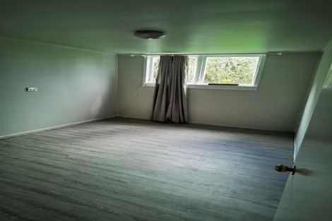 Photo of property in 35 Nile Road, Kelston, Auckland, 0602