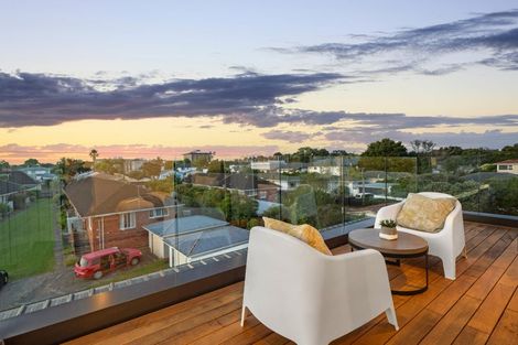 Photo of property in 13d Dominion Street, Takapuna, Auckland, 0622