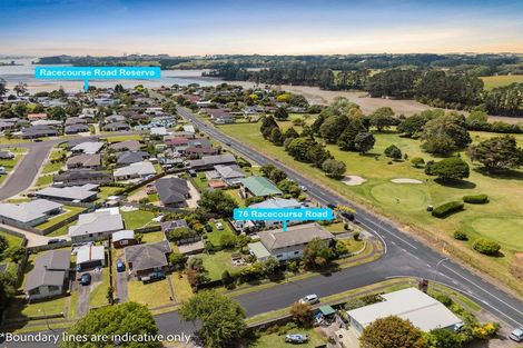 Photo of property in 76 Racecourse Road, Waiuku, 2123