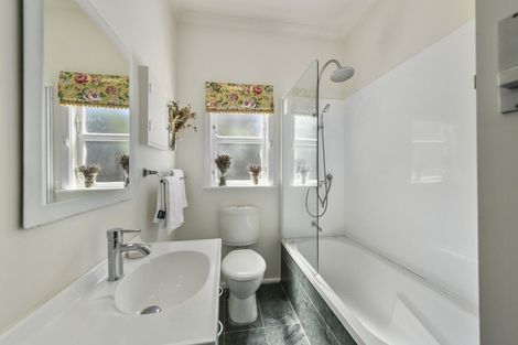 Photo of property in 25a Black Beech Street, Birchville, Upper Hutt, 5018