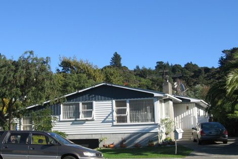 Photo of property in 172 George Street, Stokes Valley, Lower Hutt, 5019