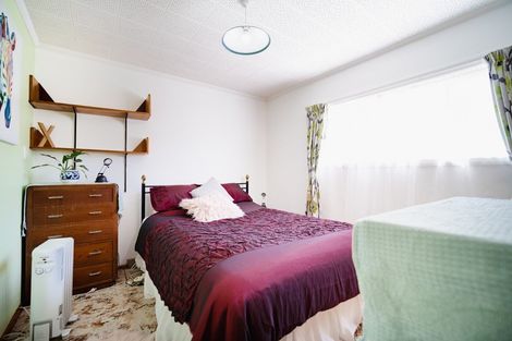 Photo of property in 9 Glen Road, Mornington, Dunedin, 9011