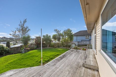 Photo of property in 31 Queens Road, Glen Avon, New Plymouth, 4312