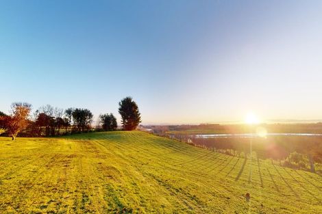 Photo of property in 354 Mingaroa Road, Halcombe, Feilding, 4779