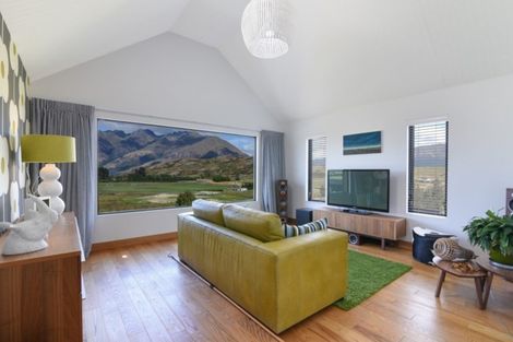 Photo of property in 98 Jacks Point Rise, Jacks Point, Queenstown, 9371