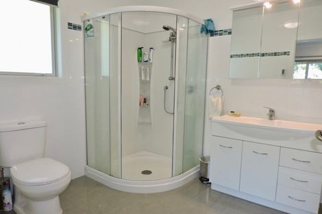 Photo of property in 15 Mervyn Kemp Drive, Tawa, Wellington, 5028