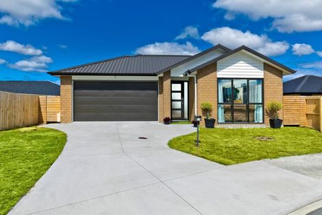 Photo of property in 11 Verdot Close, Kumeu, 0810