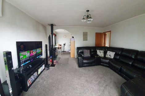 Photo of property in 28 Solar Road, Glen Eden, Auckland, 0602