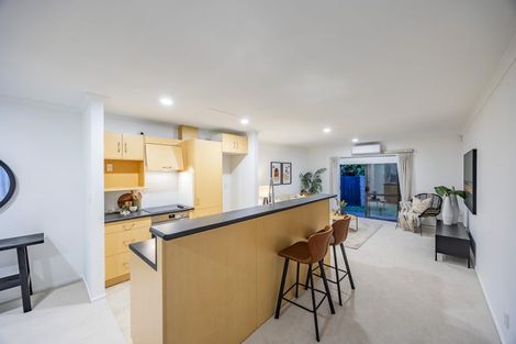 Photo of property in 1/4 Charlenne Close, Ranui, Auckland, 0612