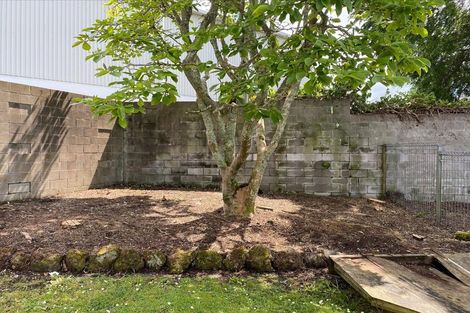 Photo of property in 24 Aotea Road, Glen Eden, Auckland, 0602