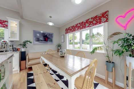 Photo of property in 82 Campbell Street, Karori, Wellington, 6012