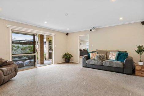 Photo of property in 67 Bathurst Crescent, Pyes Pa, Tauranga, 3112