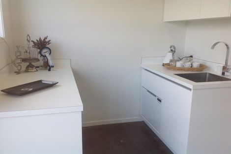 Photo of property in 6 Puketiro Road, Whitford, 2571