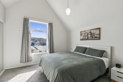Photo of property in Pirie Street Townhouses, 32/35 Pirie Street, Mount Victoria, Wellington, 6011