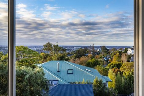 Photo of property in 97 Hackthorne Road, Cashmere, Christchurch, 8022