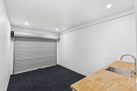 Photo of property in 4/90 Lynwood Road, New Lynn, Auckland, 0600