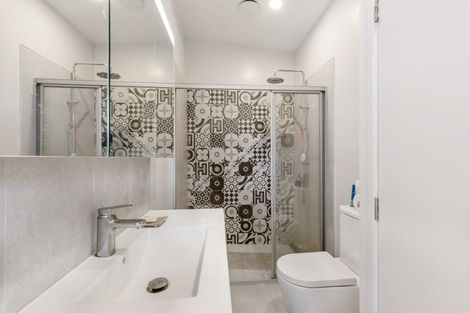 Photo of property in 1/206 Manuka Road, Bayview, Auckland, 0629