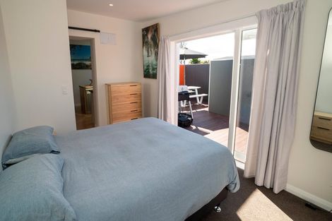 Photo of property in 197 Sutherland Road, Lyall Bay, Wellington, 6022