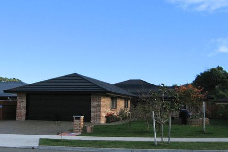 Photo of property in 8 Kennedy Place, Waikanae Beach, Waikanae, 5036