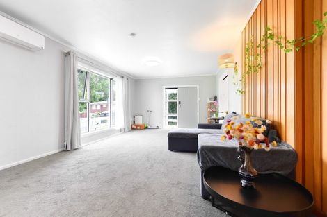 Photo of property in 12 Paulette Place, Queenwood, Hamilton, 3210