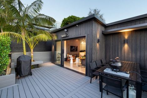 Photo of property in 285a Beach Road, Campbells Bay, Auckland, 0630